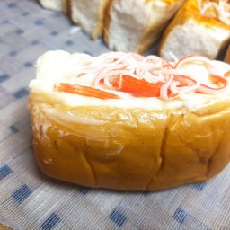 ขนมปังนึ่งไส้ทะลัก/ไก่ป๊อปเฟรนฟราย ตลาดสน.บางมด