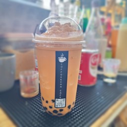 นมหมีชาไทยปั่น