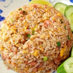 ข้าวผัดหมูสับขุนช้าง