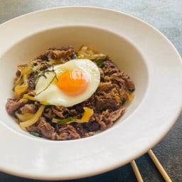 ข้าวหน้าเนื้อวากิว