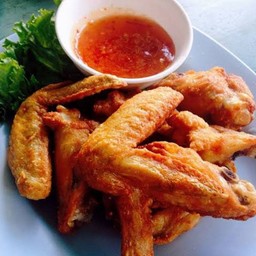 ปีกไก่ทอดน้ำปลา