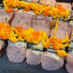 ซูชิเบคอนเบิร์น ราดชีส มายองเนสไข่กุ้ง