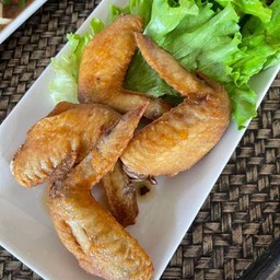 ปีกไก่ทอด