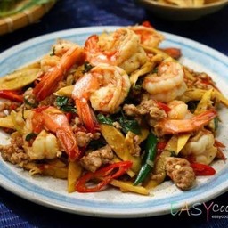 ข้าวหน่อไม้ผัดไข่กุ้ง