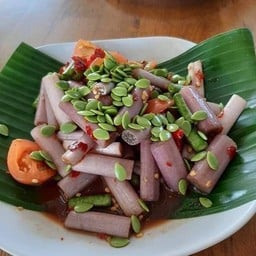 ฮักส้มตำ 20 ตามสั่ง ก๋วยเตี๋ยว ข้าวต้มกุ๋ย ซุปเนื้อ ฮาลาล