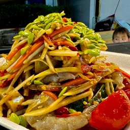 ชุด B ตำป่ากุ้งสด+ แคปหมู + ขนมจีน