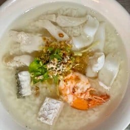 ข้าวต้มทะเลรวม