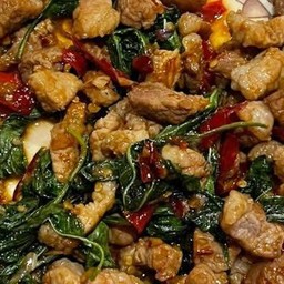 ข้าวคอหมูย่าง ผัดใบยี่หร่า