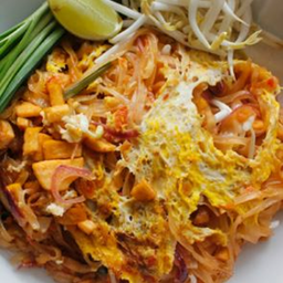 ผัดไทยไข่