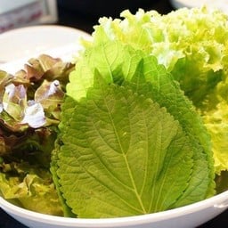 ชุดผักห่อ