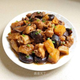 ผัดไก่ใส่เห็ด