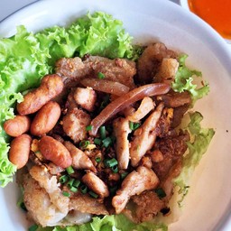 ก๋วยเตี๋ยวคั่วไก่