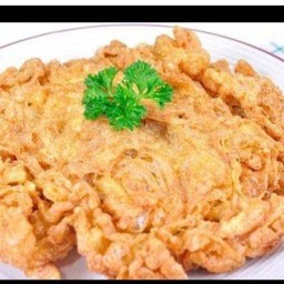 ไข่เจียวหมูสับราดข้าว
