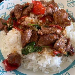 กะเพราเนื้อ