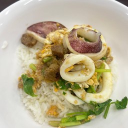 ข้าวแห้งปลาหมึก