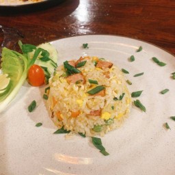 ข้าวผัดแฮม