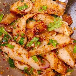 น้ำตกคอหมูย่าง