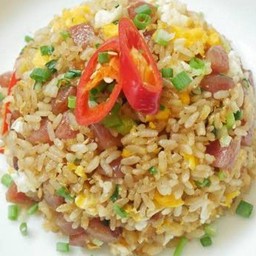 ข้าวผัดกุนเชียง