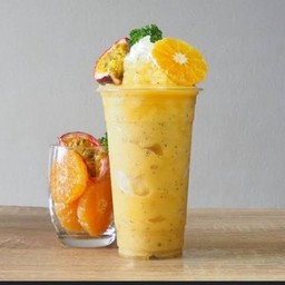 ส้ม เสาวรส สมูทตี๊