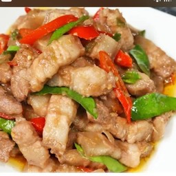 ข้าว หมูสามชั้นผัดกะปิ