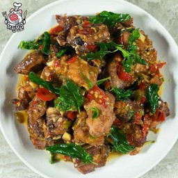 ข้าวซี่โครงหมู ผัดใบยี่หร่า