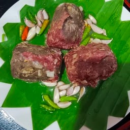 แหนมจิ้นควาย หมก