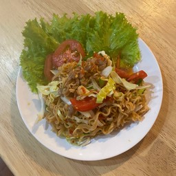 ยำมาม่า