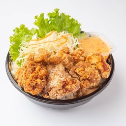 ข้าวไก่คาราเกะซอสการ์ลิค ฟรี มินิซุปมีโซะ