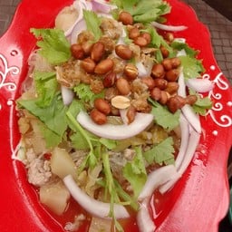 ยำวุ้นเส้นเกี่ยมฉ่ายหมูสับ