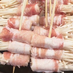 เห็ดเข็มทองพันเบคอน