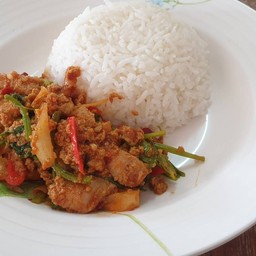 ข้าวราดผัดผงกระหรี่