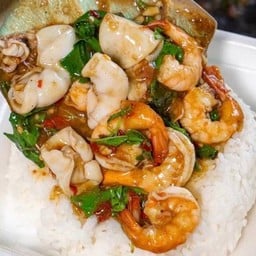 ข้าวกระเพราทะเล