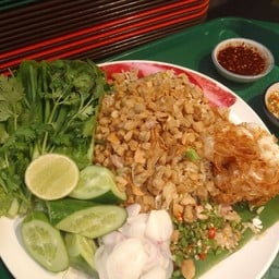 ข้าวผัดแหนม