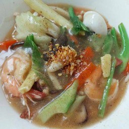 ราดหน้าทะเล