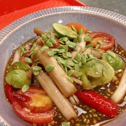 ตำไหลบัวปลาร้า