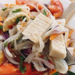 ตำเส้นเล็กไก่ยอ