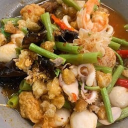 เกาเหลาเย็นตาโฟ