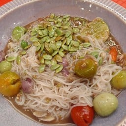 ตำขนมจีนกะปิ