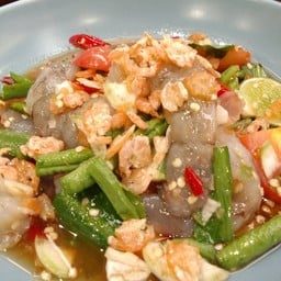 เกาเหลาน้ำปลากุ้งสด