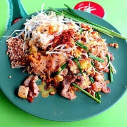 ผัดไท เนื้อ