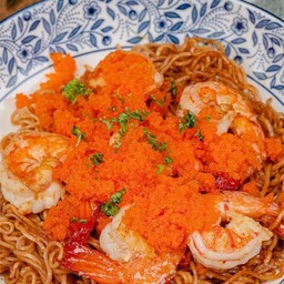 ผัดมาม่าไข่กุ้งล้น