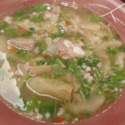 ต้มยำหมูผักดอง