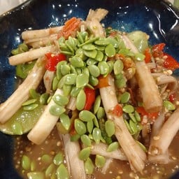 ตำไหลบัวกะปิ