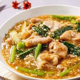 ยุรีตามสั่งกระเพราคั่วแห้ง (ตรงข้ามร้ายขายยา)