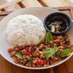 ข้าวกระเพราหมูสับ