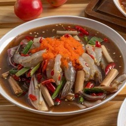 ยำกุ้งสด