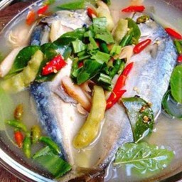 ต้มแซ่บปลาทูสด (กับข้าว)