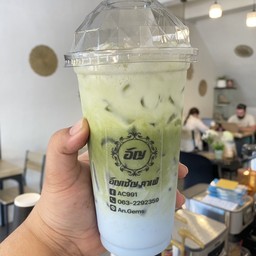 นมอัญชันมัทฉะ