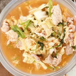 สุกี้น้ำหมู