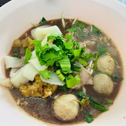 ก๋วยเตี๋ยวสามเดช  บุณฑริก